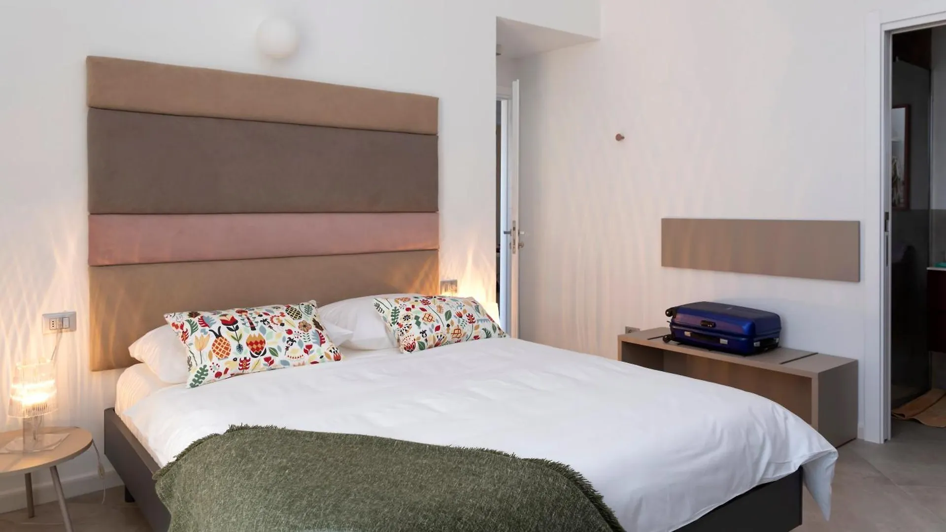 Guest house Domo Andi Hotel La Maddalena